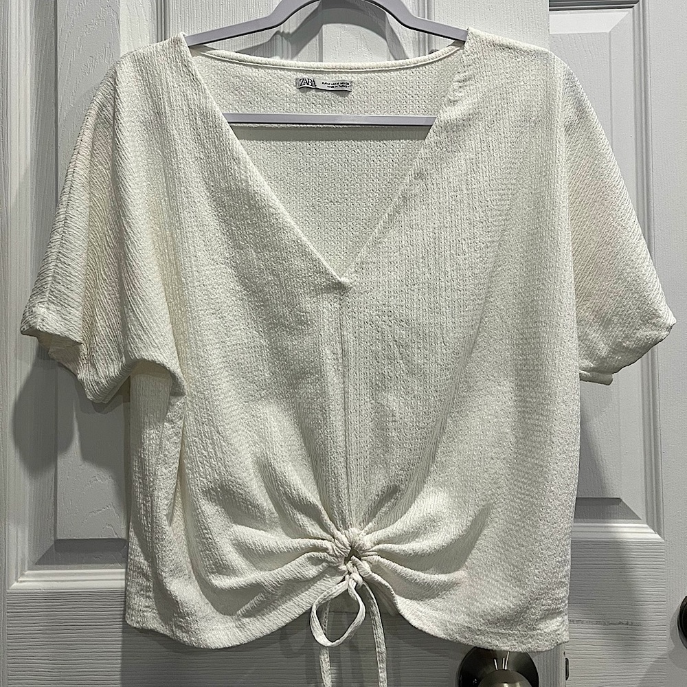 Zara V-neck Tie-Front Short Sleeve Shirt